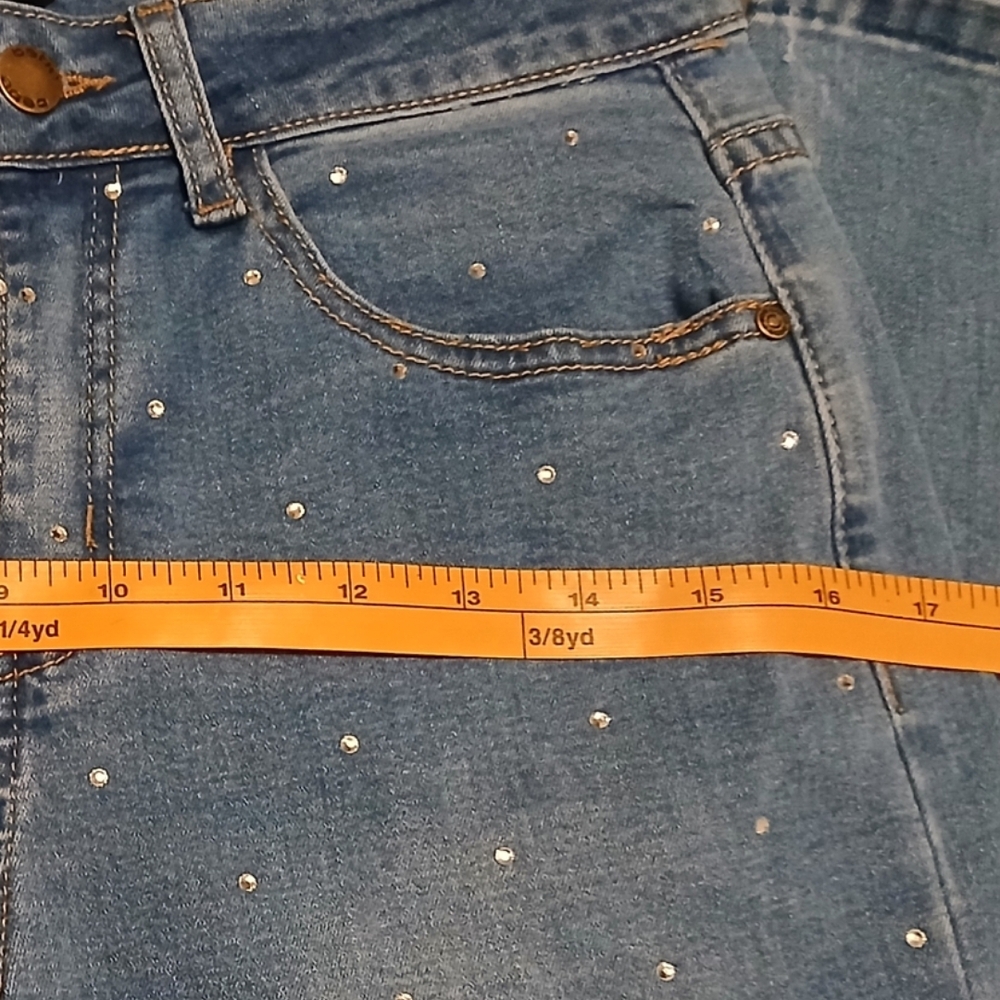Bebe Woman's Straight Leg Mid Rise Jeans Rhinestone Size 27 Blue Denim Jeans #5A - Picture 5 of 16